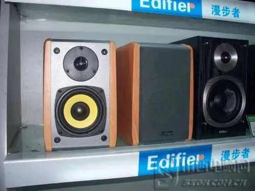 经典名款 漫步者1000TC音箱家用首选