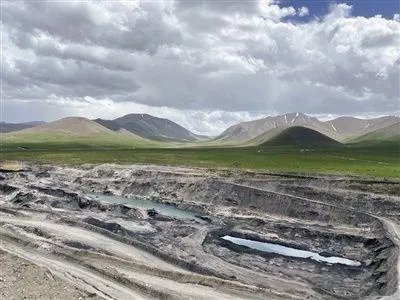 祁连山非法采煤赚百亿，他们为何如此猖狂？