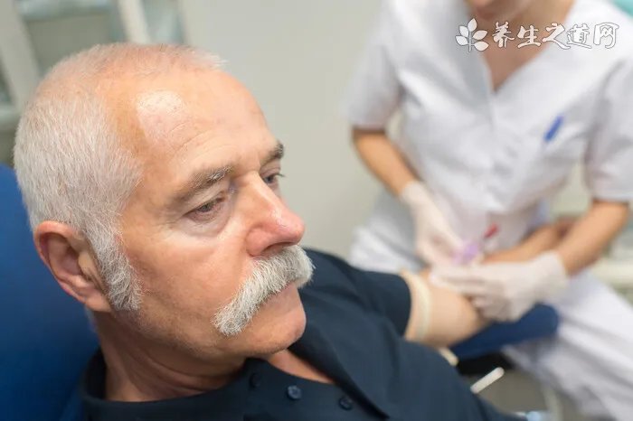 狗大量喝水后死了