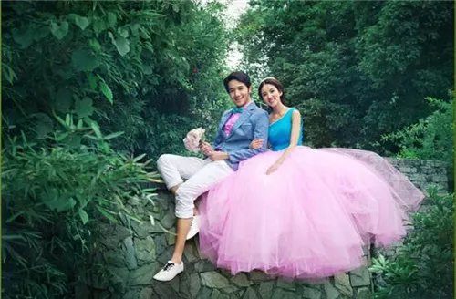 杭州巴黎春天婚纱摄影  圆你美丽的婚纱梦