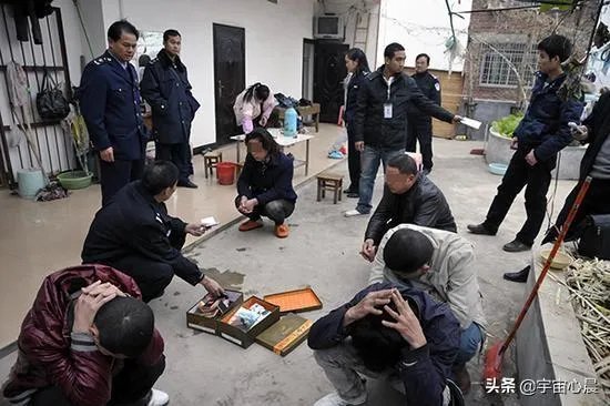 为什么传销课程能够洗脑，它究竟从哪几个方面控制了人们的思想？