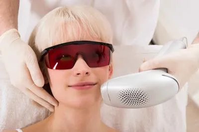 激光嫩肤一般多少钱 揭秘影响激光嫩肤价格的因素