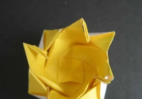 图解《越狱》中纸玫瑰的折法