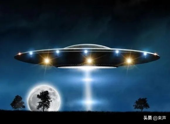 波兰男子拍到UFO罕见清晰照,你觉得这是外星人来了吗?