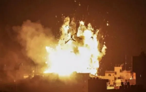 伊朗首都发生大规模爆炸，现场情况如何？