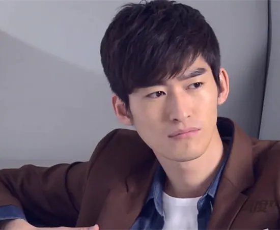 张翰霸道总裁开豪车兜风 他的情史大盘点