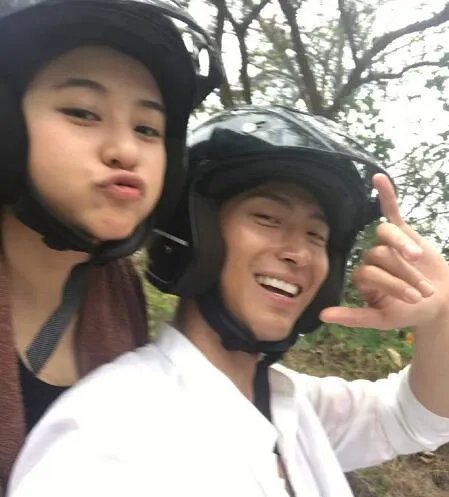 何超莲窦骁疑已同居是怎么回事 何超莲窦骁疑已同居是什么情况