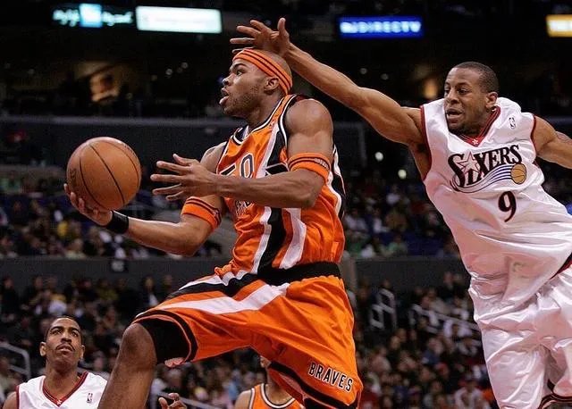 NBA里马盖蒂与伊戈达拉谁肌肉谁劲爆?