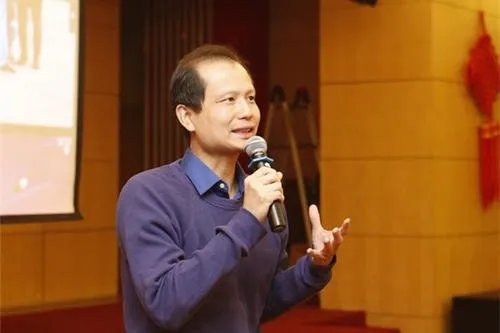 方舟子为什么要怒怼“基因皇后”陈晓宁，称其科研成果在美国很便宜？