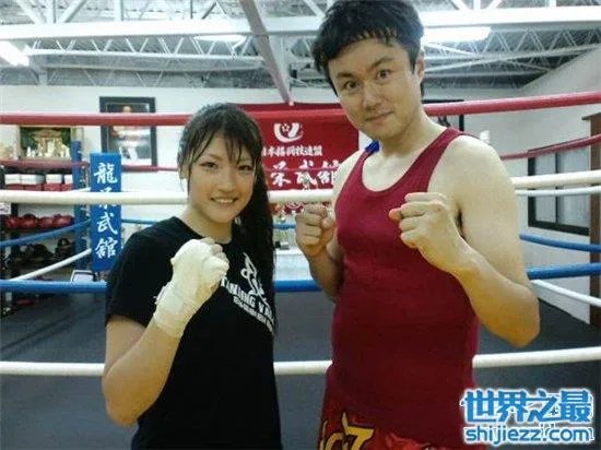 久保田玲奈长相可爱是个小萝莉，多次失败后宣布退役 