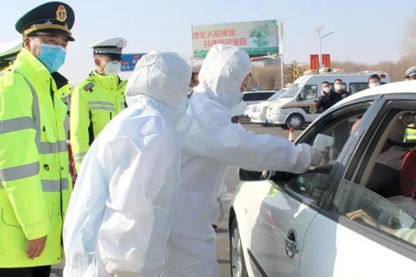 北京新增1例本土病例，曾与4例感染者打牌，当地采取了哪些举措？