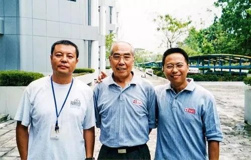 著名足球解说员李元魁去世，老爷子生前在足坛是个怎样的传奇人物？