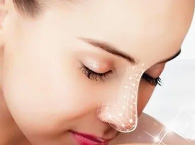 自体软骨隆鼻哪个医院好