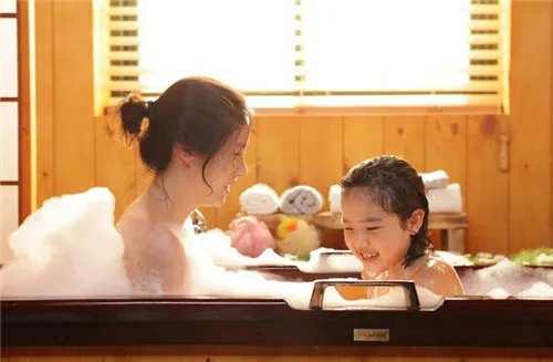 韩国电影《婚纱》剧情简介  《婚纱》电影观后感