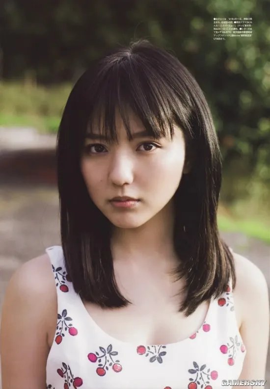 世界杯“大嫂团” 日本顶级清纯系美女真野惠里菜