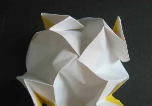 图解《越狱》中纸玫瑰的折法