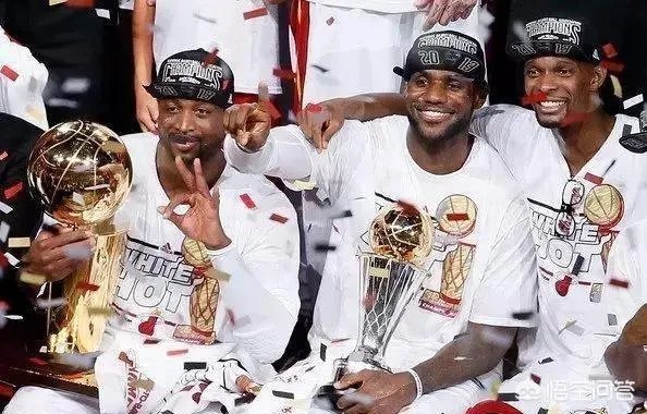 詹姆斯加盟热火前成绩