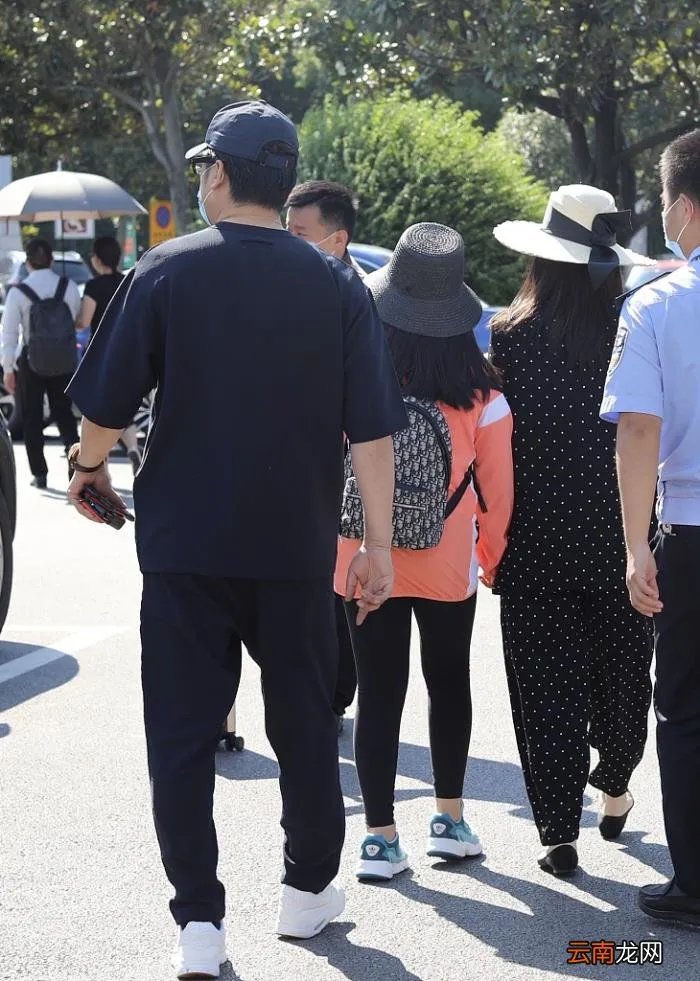 10岁王诗龄身高快超妈妈 王诗龄现在长大的照片