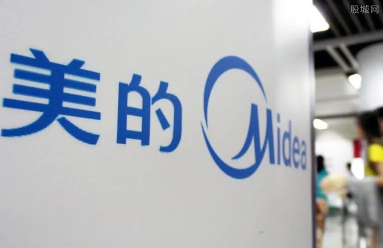 美的回应燃气灶爆炸 目前已展开全面自查