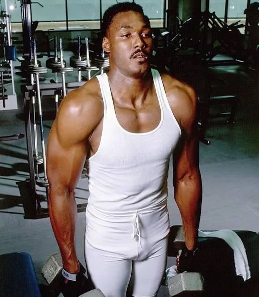 NBA里马盖蒂与伊戈达拉谁肌肉谁劲爆?