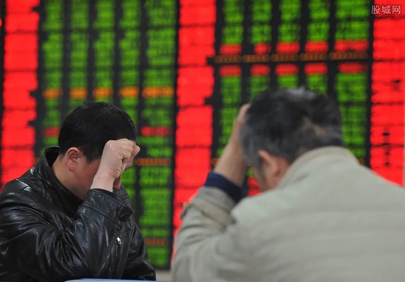 拉夏贝尔3年市值蒸发百亿 公司最新现状如何？