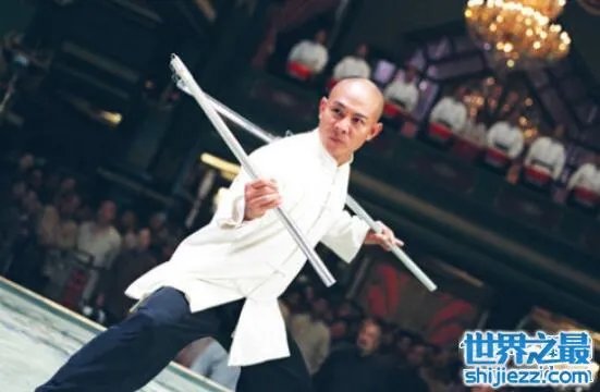 霍元甲后人状告李连杰，怒斥电影对霍家名誉损害 