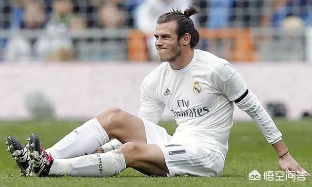 欧冠次回合皇马vs阿贾克斯，客队有多大几率翻盘？拉莫斯是否对他的洗牌感到后悔？