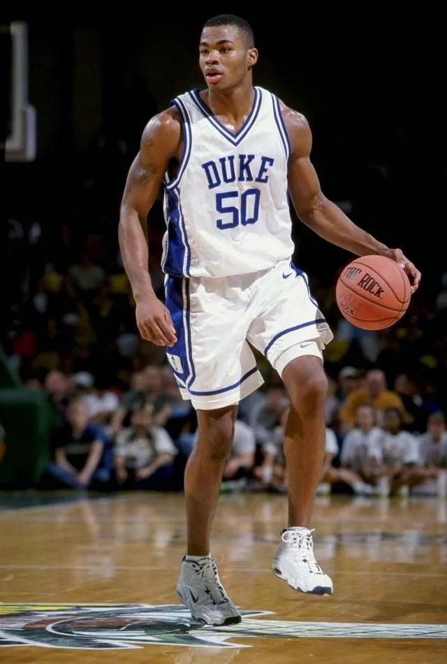 NBA里马盖蒂与伊戈达拉谁肌肉谁劲爆?