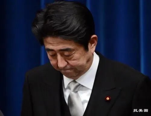 安倍内阁成员全体辞职了，这件事你怎么看，是好事还是坏事呢？