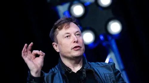 亿万富翁马斯克的生活真的如他前女友所说的那么艰苦朴素吗？