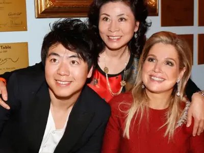 朗朗和李云迪是一个级别的吗?