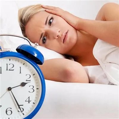 阴道里面为什么会流出来像棕色物体和血