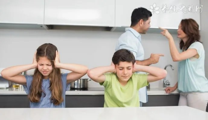 葡萄酒的功效与作用，延缓衰老！