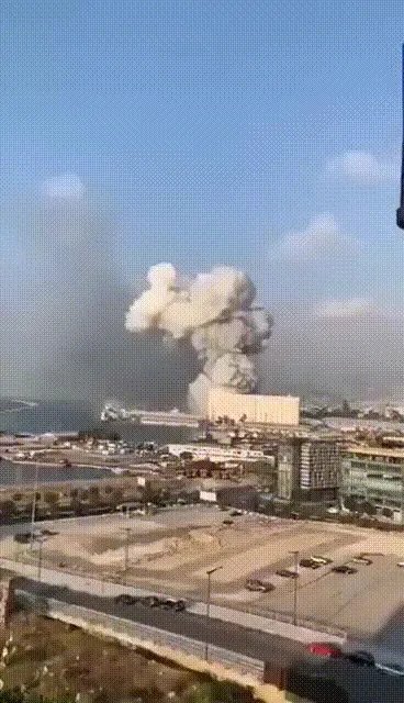 黎巴嫩港口2700吨硝酸铵爆炸,威力到底有多大?