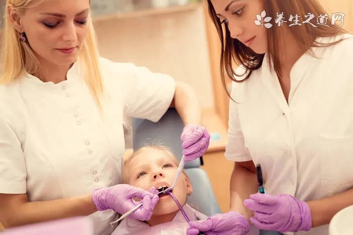 明星丰胸方法揭秘：把握最佳时机