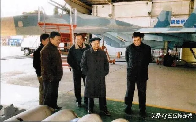 经常看到网上歼11B和在研的歼11D消息,歼11C哪去了?