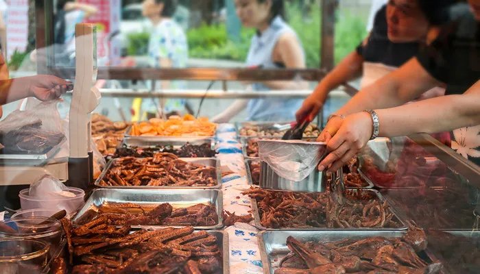 绝味鸭脖是哪里的 绝味鸭脖是哪里的特产