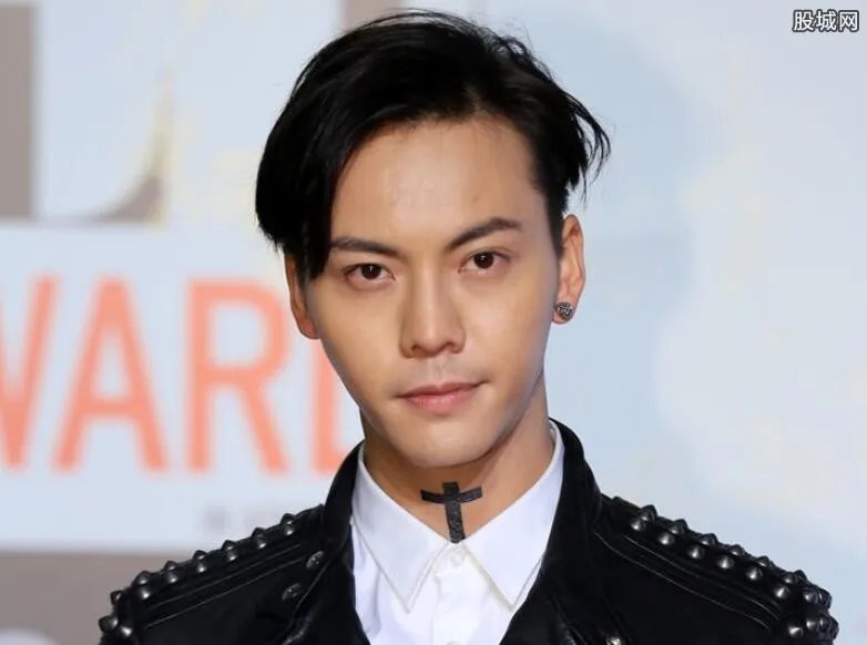 陈伟霆阿Sa分手被证实 分手原因竟然是这样？