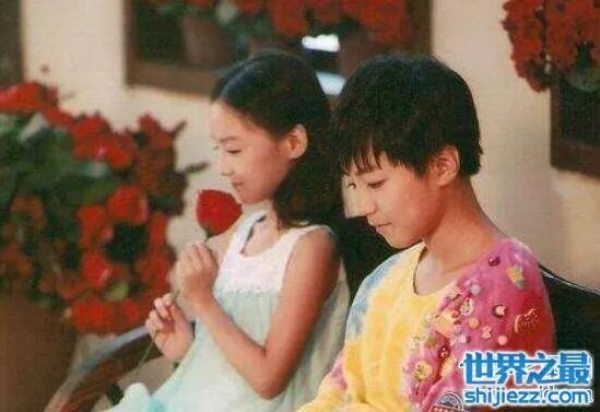 李佳宁王俊凯婚纱照是什么鬼，造谣的人良心不痛吗 