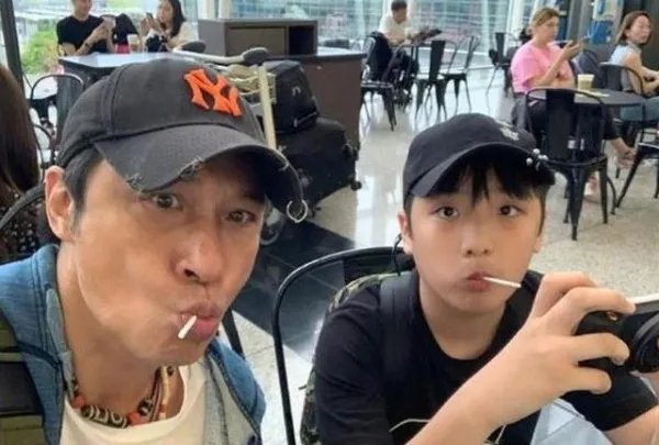 吴镇宇14岁儿子确诊新冠：吃了几天粥！目前其身体情况如何了？