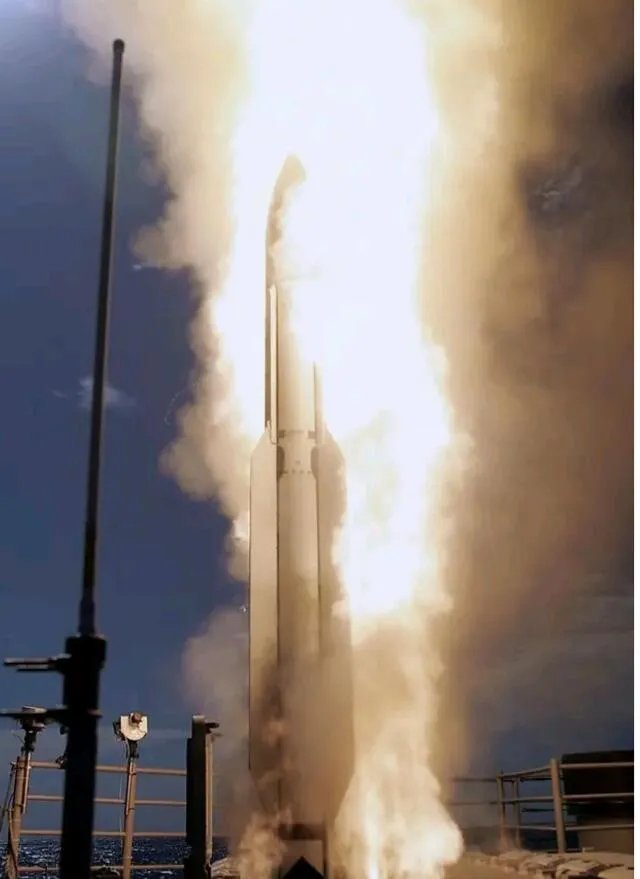 如果伊朗击沉美国航母,后果会如何?