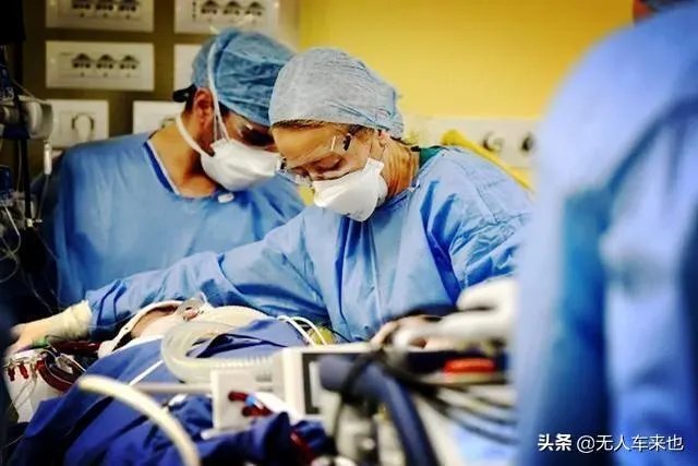 白宫要求美国民众“忍受”病毒，美国民众还能忍多久？