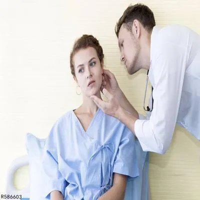 舌下腺囊肿口外型如何治疗