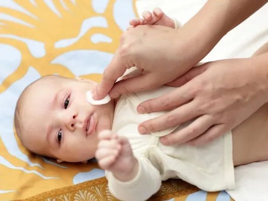 新生儿喝奶粉上火怎么办