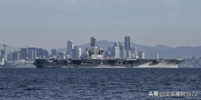 据报道,美国四艘航母都出现了新冠确诊病例,这说明了什么?