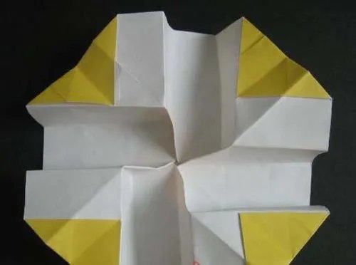 图解《越狱》中纸玫瑰的折法