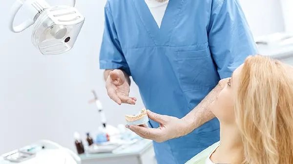 保持器摘掉后牙齿畸形会复发吗