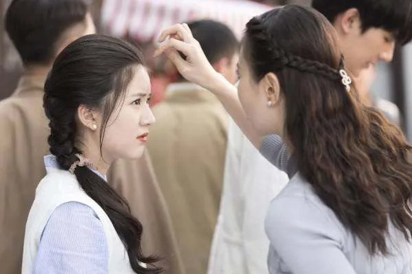 赵露思怎么又是你