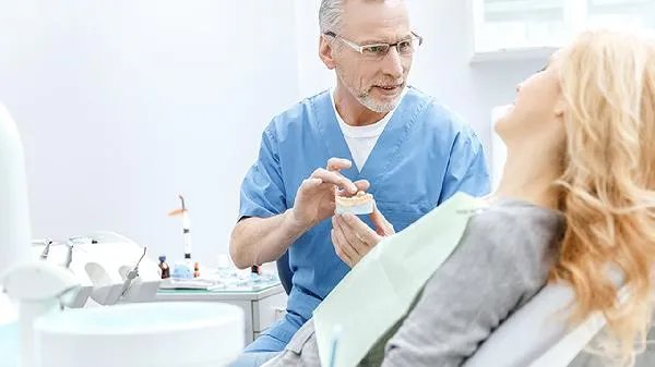 保持器摘掉后牙齿畸形会复发吗