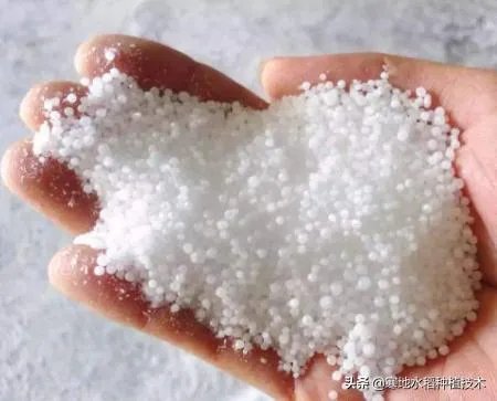 新壮态和尿素可混用吗？